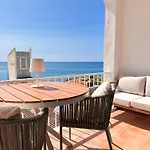 Oceanview Apartment By Becherish